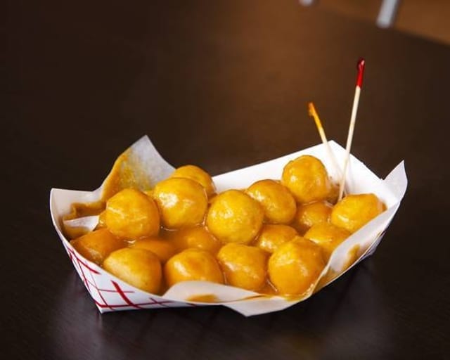 Curry Fish Balls  咖喱鱼蛋.
